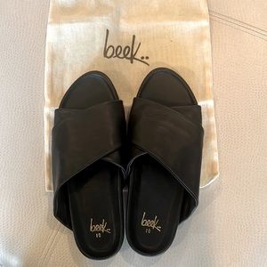 Size 10 black Beek sandals.
